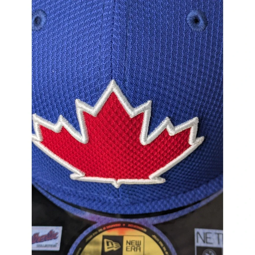 New Toronto Blue‎ Jays New Era Leaf Logo Fitted On Field 59FIFTY Hat  Size 7 3/4